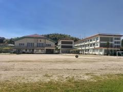新旭北小学校