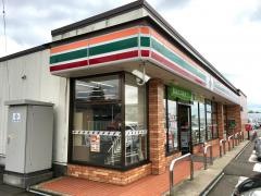 セブンイレブン　長岡上富岡店