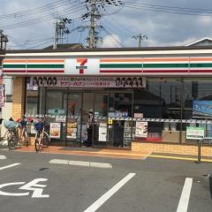 ローソン　四条畷江瀬美町店