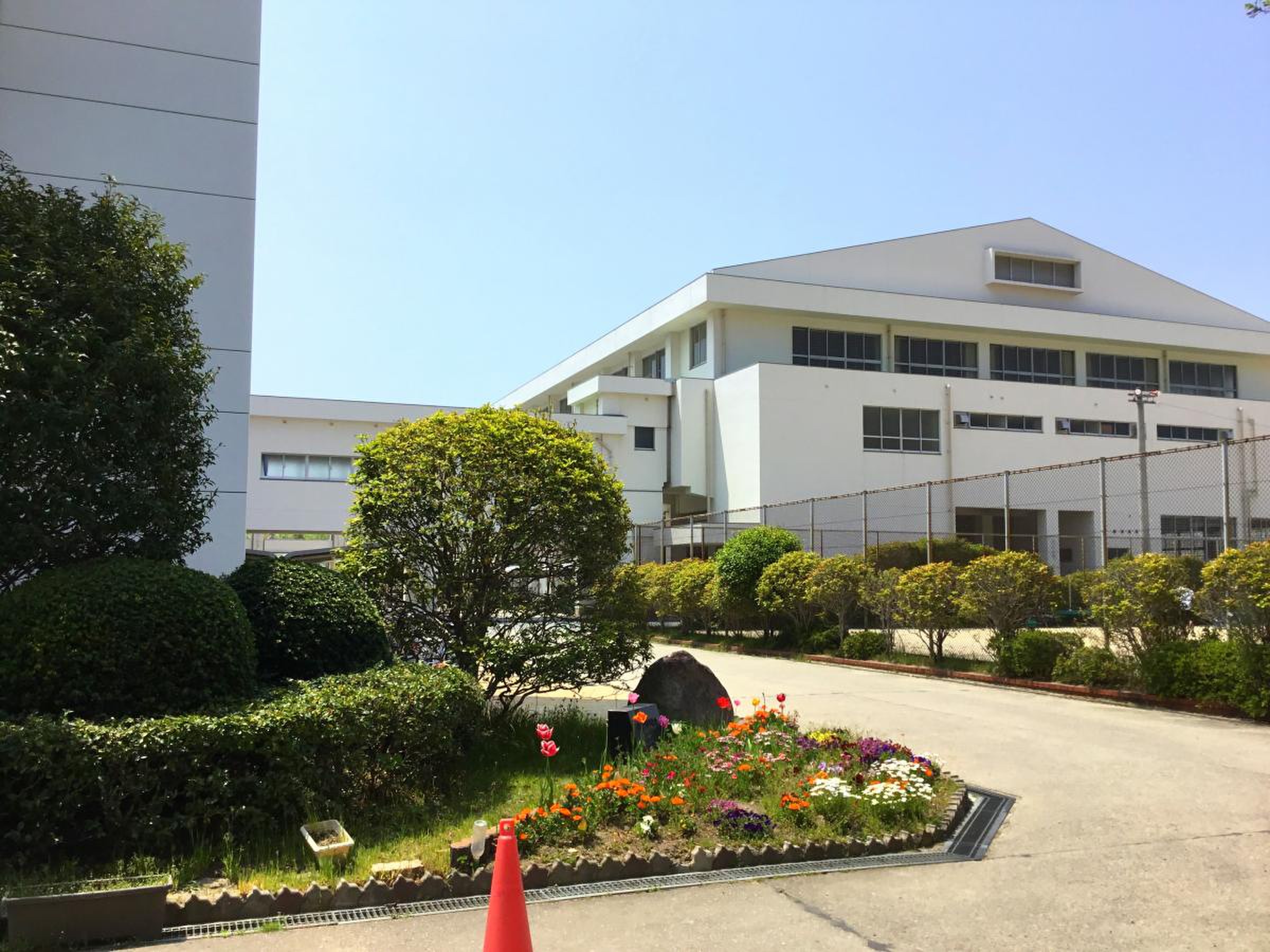 福岡 県立 春日 高等 学校
