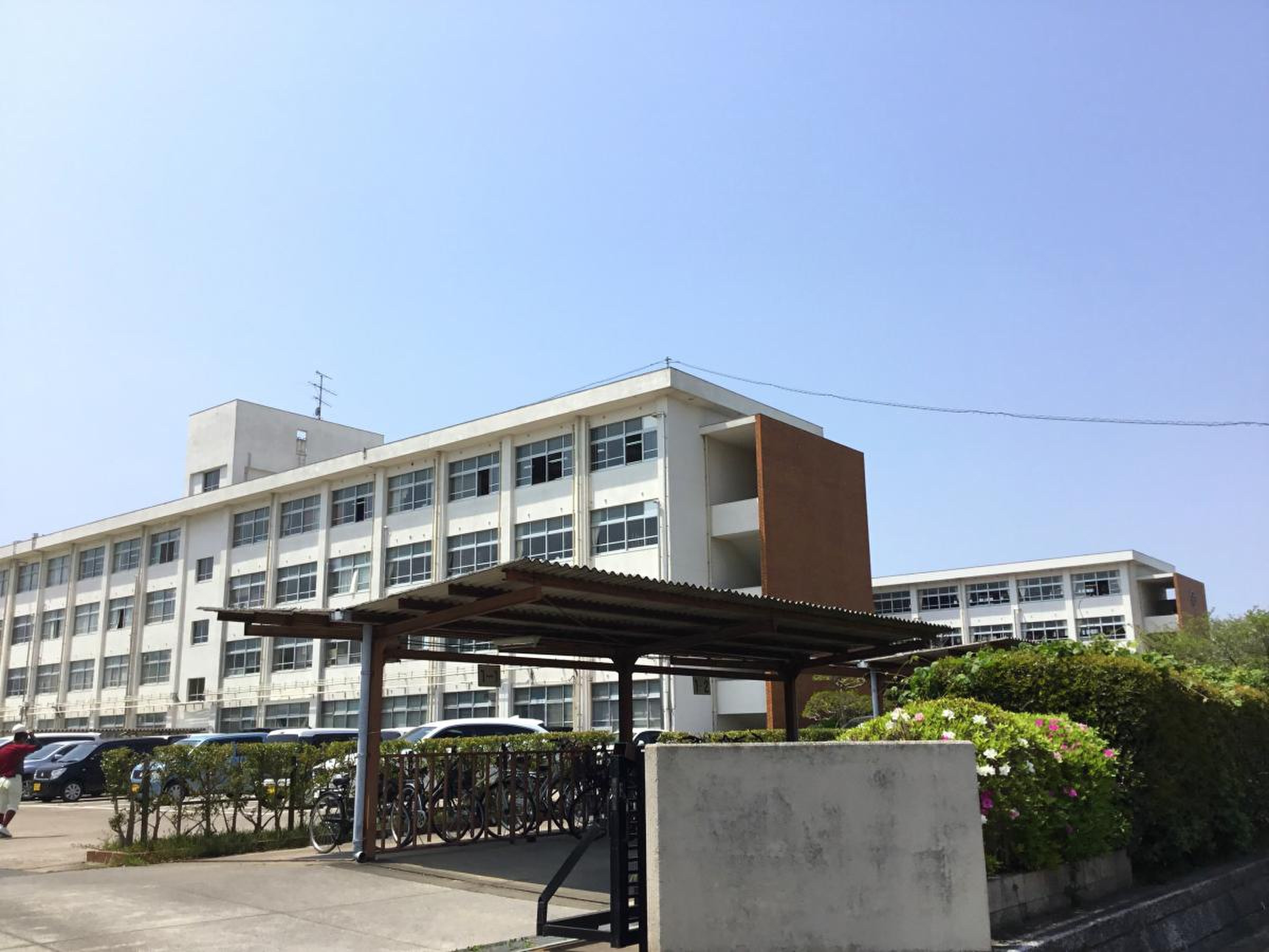 福岡 県立 春日 高等 学校