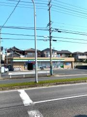 ファミリーマート　東郷白鳥店