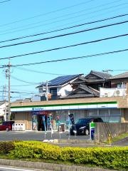 ファミリーマート　東郷白鳥店