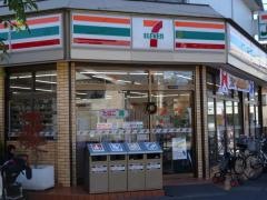 セブンイレブン　南越谷店