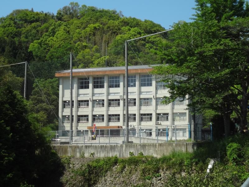 堅上小学校