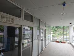 坂町立図書館