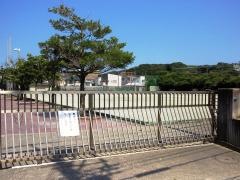 鎌倉市立腰越中学校