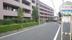 「すみれ橋」バス停留所