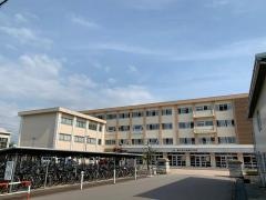 富山市立速星中学校