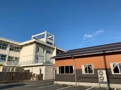 東部小学校