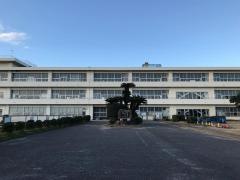 幡豆小学校