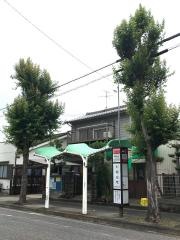 「牛牧住宅」バス停留所