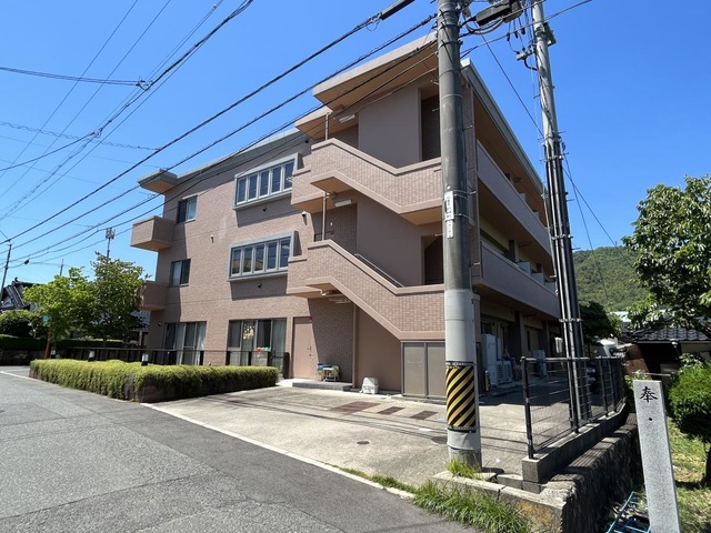 なごみの郷亀山 施設外観