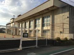 西信達小学校