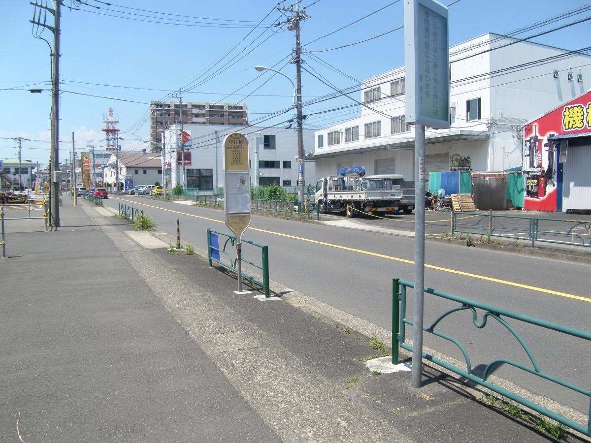 「小川原」バス停留所