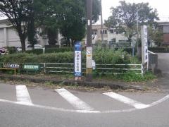 「大津南小学校前」バス停留所