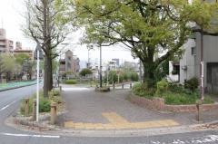 瀬戸線沿街園
