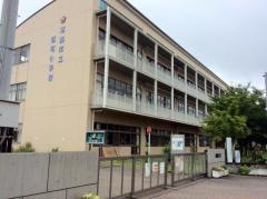 西町小学校