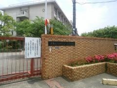 大阪府立西寝屋川高等学校