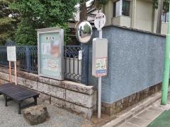 「寺院通２番」バス停留所