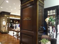 ｎａｎｏ・ｕｎｉｖｅｒｓｅ　ＧＲＯＵＮＤＦＬＯＯＲ　大丸東京