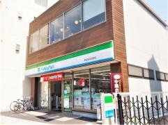 ファミリーマート　熱田五本松町店