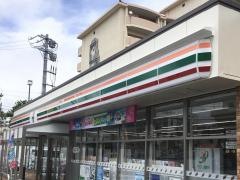セブンイレブン　浦添内間２丁目店
