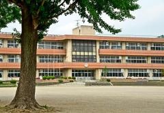 名草小学校