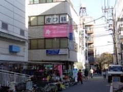 しらゆり皮膚科門仲クリニック