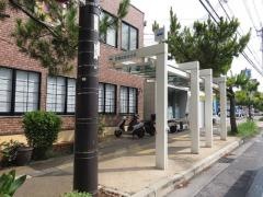 「那覇国際高校前」バス停留所
