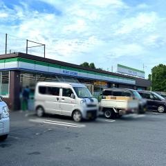 ファミリーマート　ポートストア城南島店