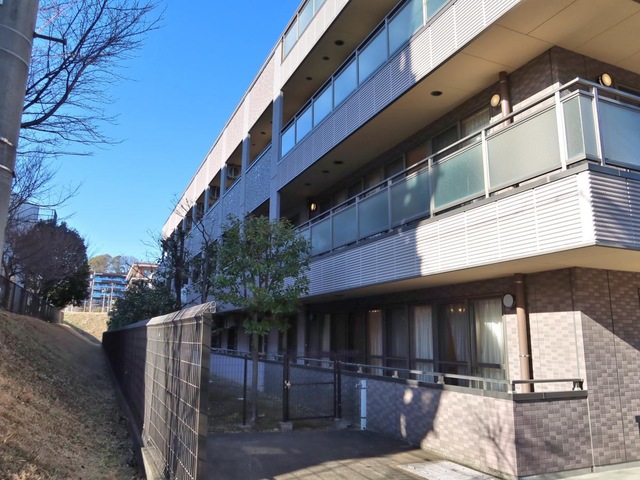 そんぽの家　はるひ野 施設外観