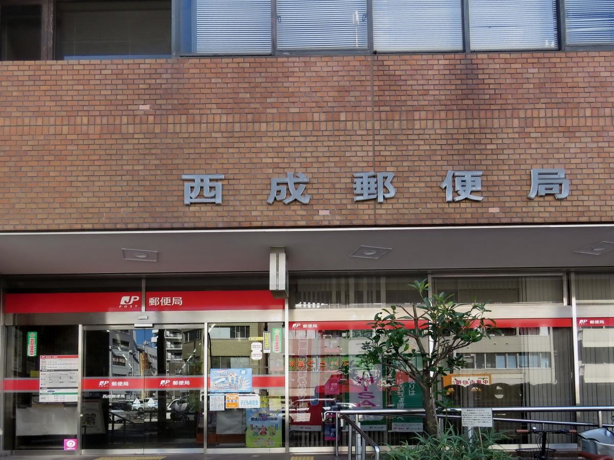 施設正面