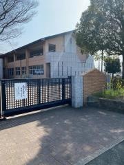 日吉東小学校