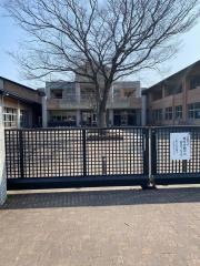 日吉東小学校
