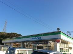 ファミリーマート　南風原与那覇店