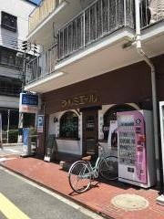 ラ・ルミエール光町店