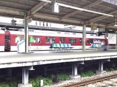 新田辺駅
