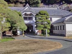 国指定重要文化財　岩科学校