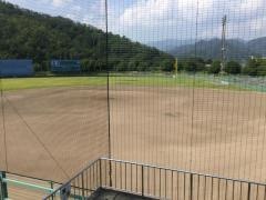 用瀬町運動公園野球場