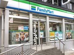 ファミリーマート　神楽坂上店