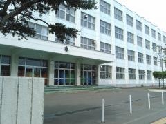 白楊小学校