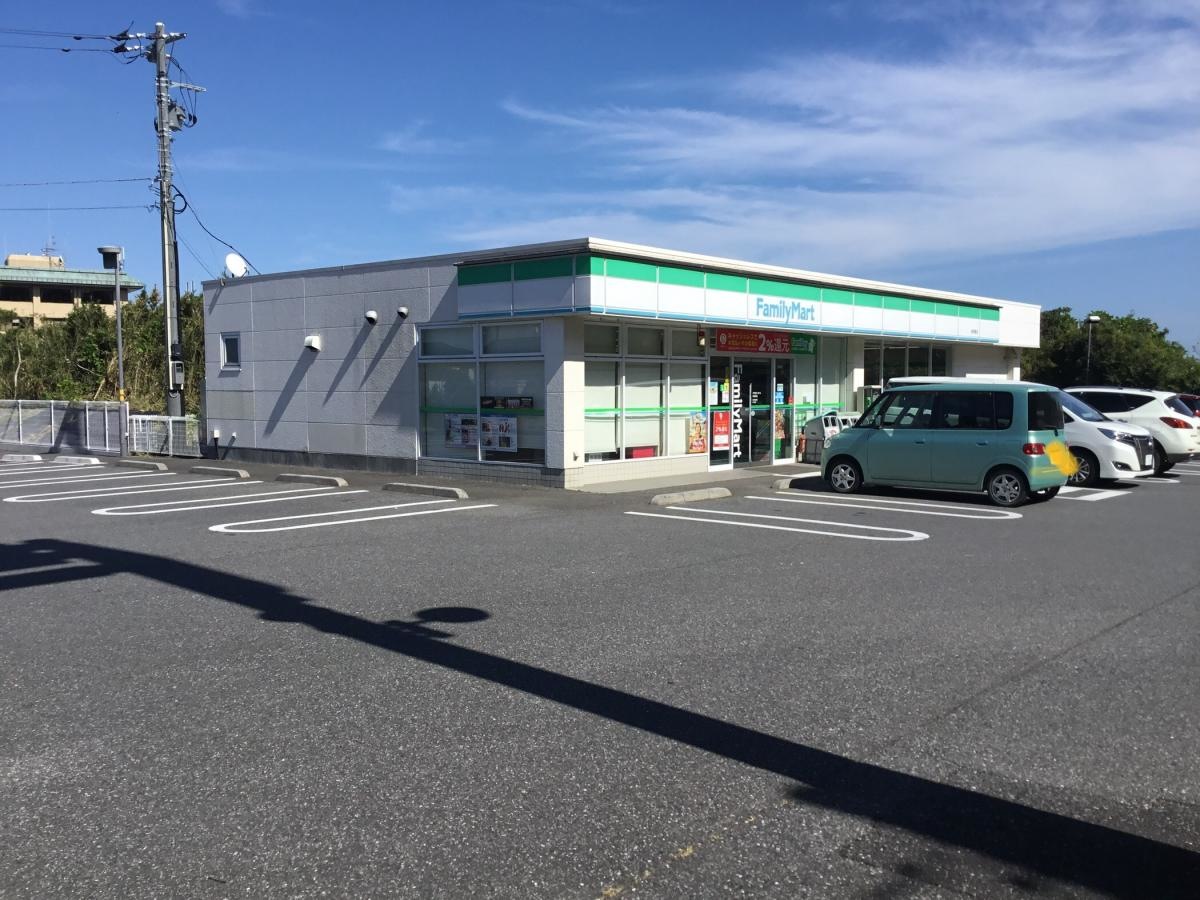 ファミリーマート栄安食店
