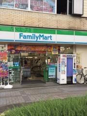 ファミリーマート　野田駅前店