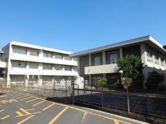 川東小学校