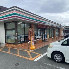 セブンイレブン　熊本本荘5丁目店