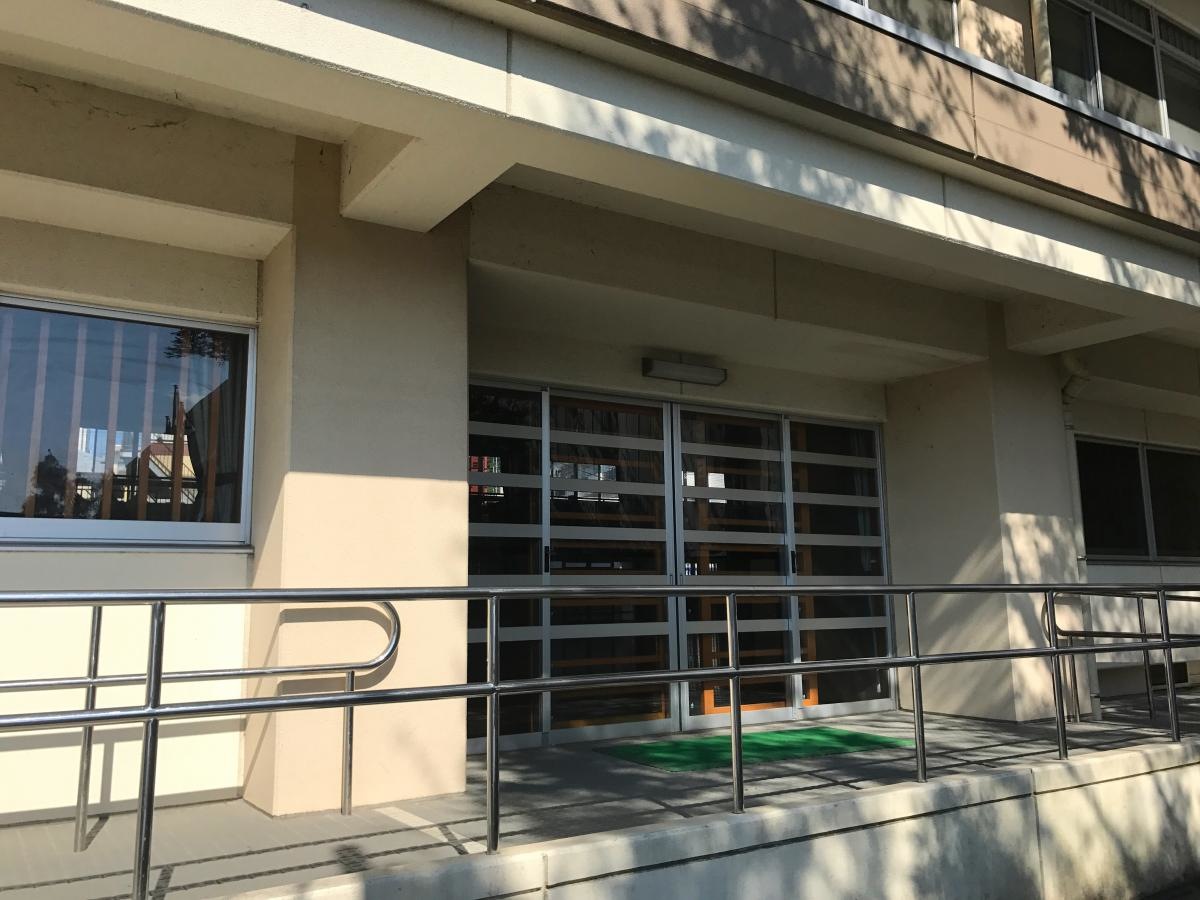 武小学校