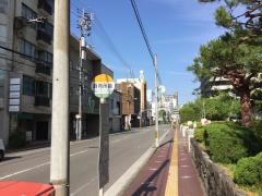「裁判所前」バス停留所