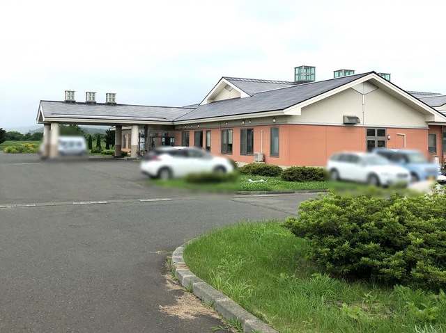 麗峰苑 施設外観