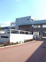 余土中学校
